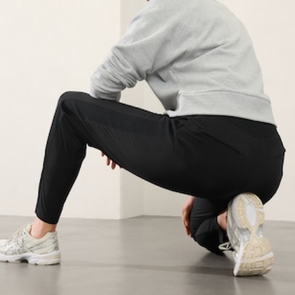 Athleta Pants Size 16 Black Brooklyn Mid Rise Ankle Track Pants - Picture 3 of 10